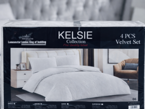 4-Piece White Complete Bedding Set Plain Dyed Duvet Cover