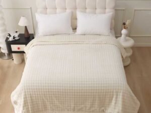 American Style Mk4 Blanket 2Ply Soft Fluffy Plain Warm Light Weight All Season 200x240cm